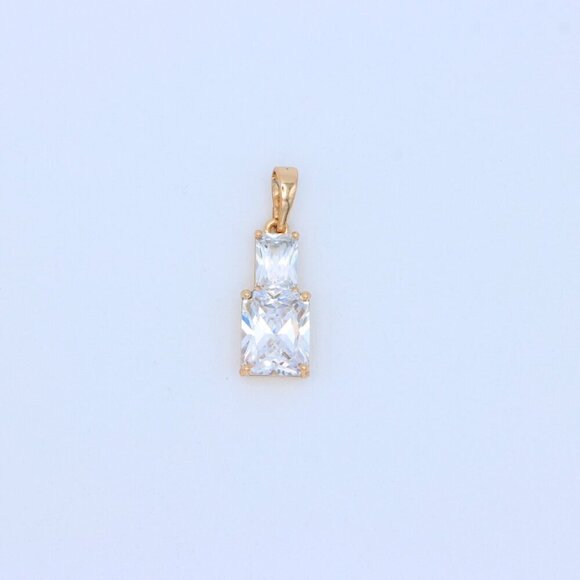 "Elegant White Pendant with Sparkling Stones in Gold-Plated Finish, XPPT1805 - Picture 12 of 13